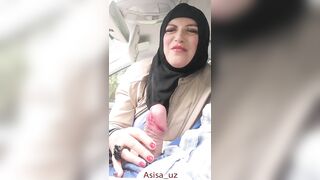 شرموطة مصرية بتمص زب في العربية لحد ما ينزل في بقها نار